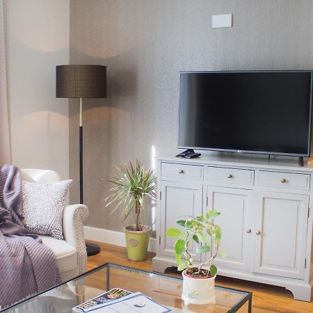 Henge House, Bluestone Apartment Бат Екстер'єр фото